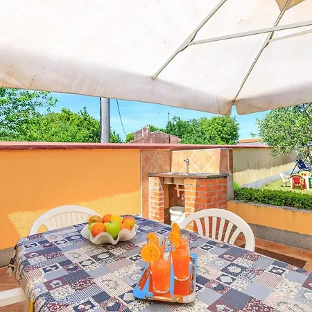 Holiday House Emma Holiday home Pula